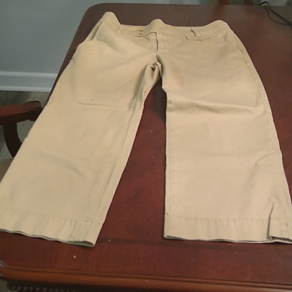 Lily Pulitzer Capri Size 4